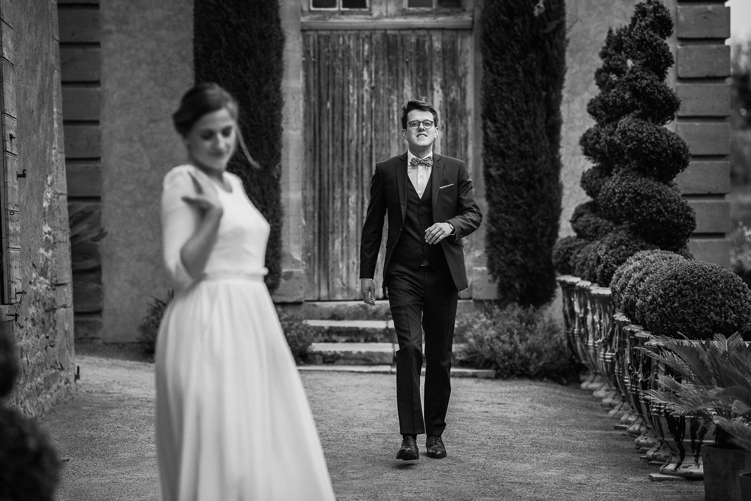 Reportage photo de mariage à Lyon - Manoir de la Garde. Photo de couple