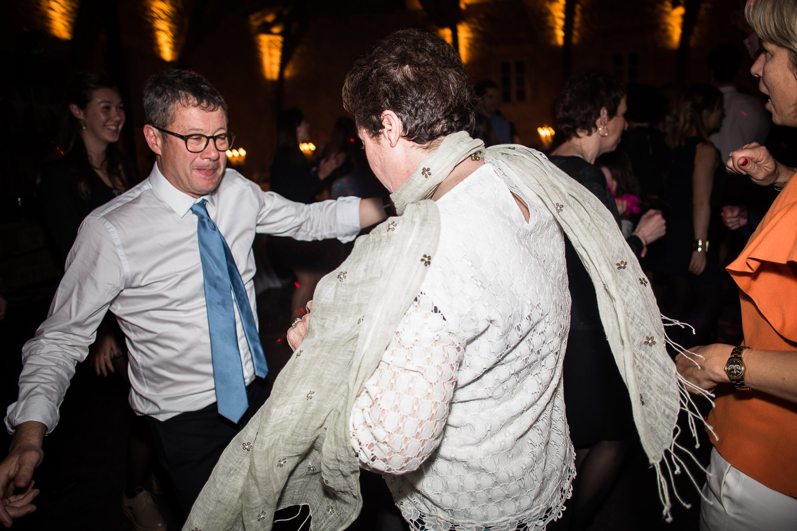 Reportage photo de mariage à Lyon - Manoir de la Garde Soirée dansante