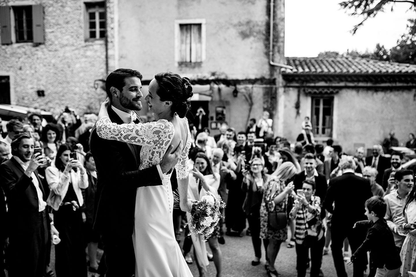 Reportage de mariage au Gîte la Batie en Drôme provençale