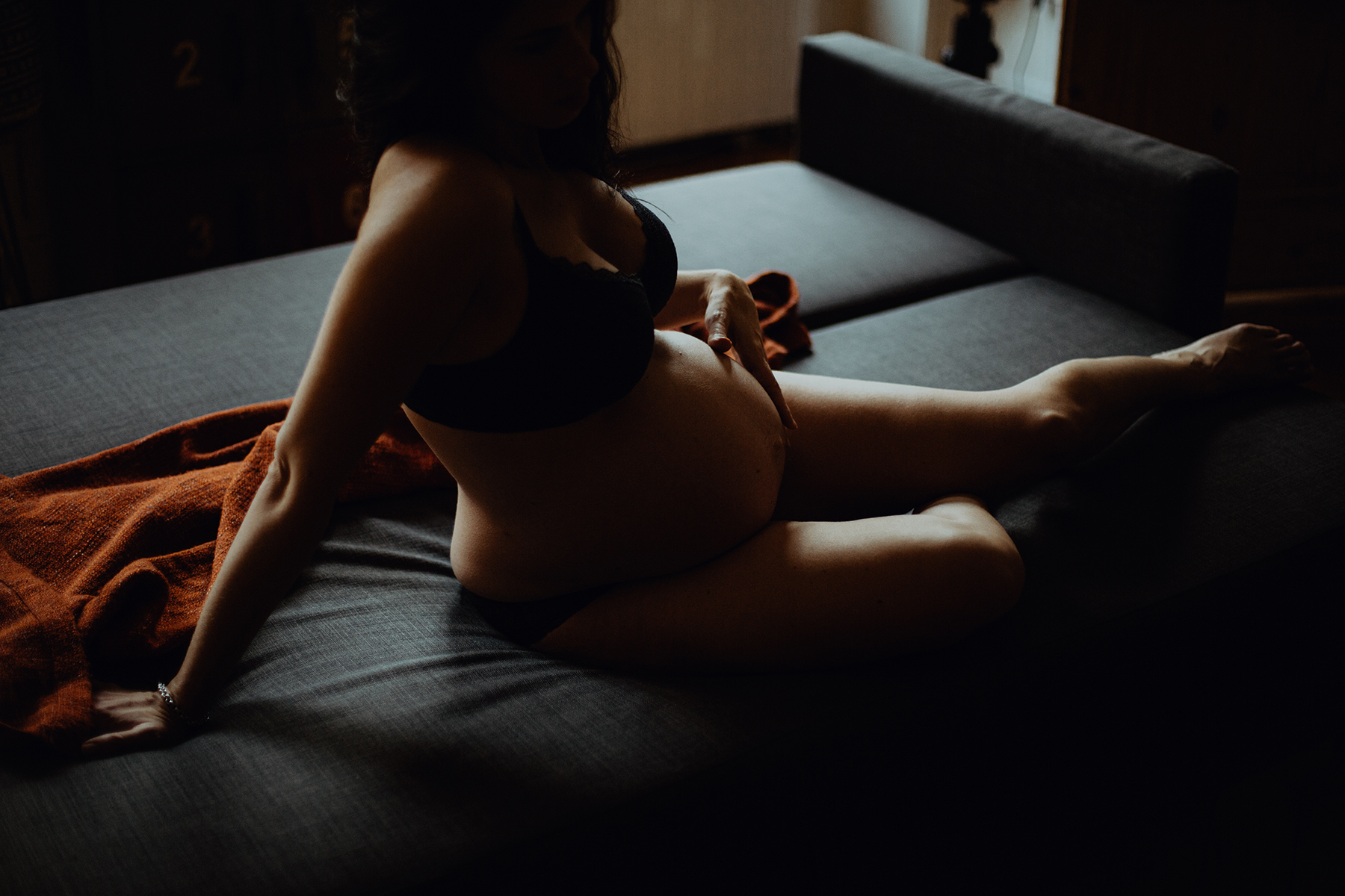 Photographe de famille à Lyon, grossesse et nouveau né